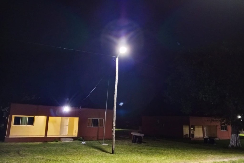 Sede municipal à noite